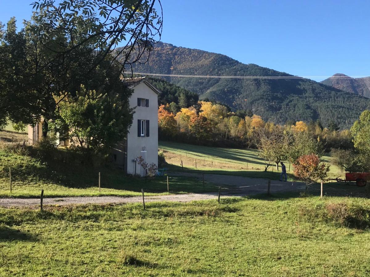 Gite D'Etape D'Aurouses Die Exteriör bild